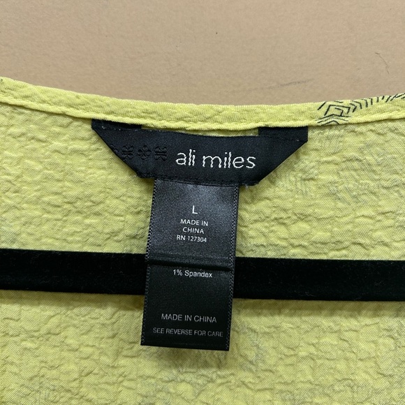 Ali Miles Tunic Top Chartreuse Black Print Button Accent Art to Wear Size L - Picture 3 of 5